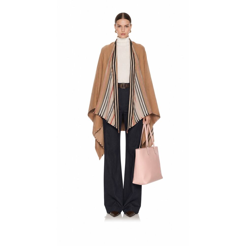 Burberry wool REVERSABLE cape